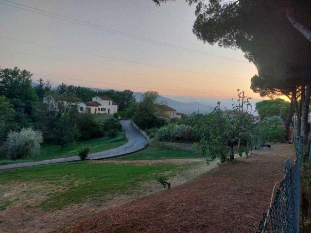 Villa Indipendente in vendita a Castelnuovo Magra, Liguria