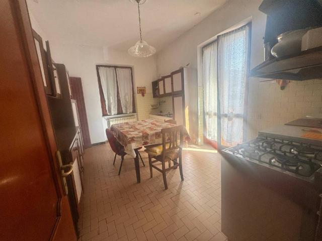 Villa Indipendente in vendita a Cerreta, Castelnuovo Magra
