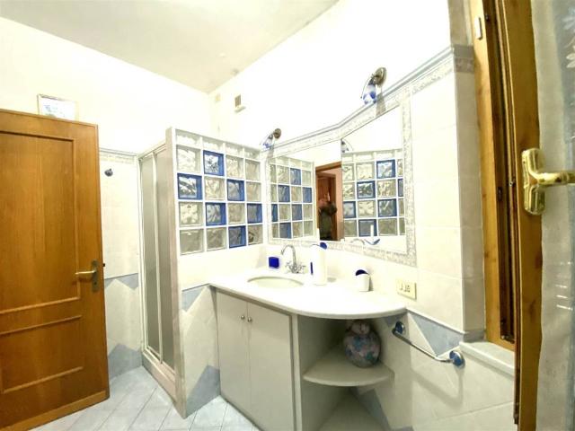 Villa Indipendente in vendita a Castelnuovo Magra, Liguria