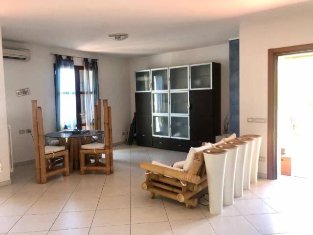 Villa Indipendente in vendita a Cerreta, Castelnuovo Magra