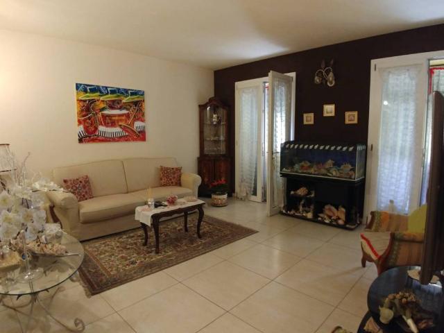 Villa Indipendente in vendita a Cerreta, Castelnuovo Magra