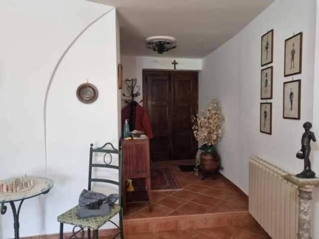Villa Indipendente in vendita a Castelnuovo Parano, Lazio