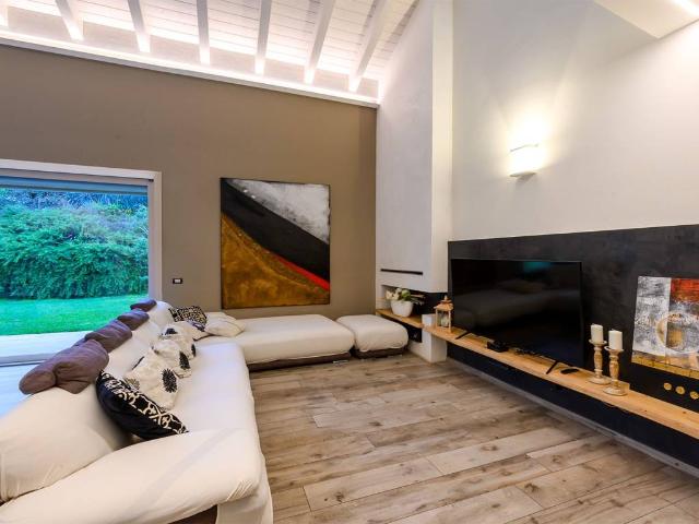 Villa Indipendente in vendita a Unione di comuni Terre di Castelli, Castelnuovo Rangone