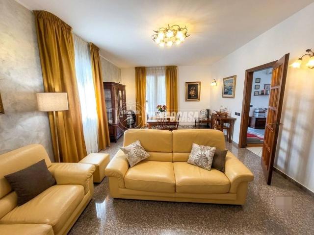 Villa Indipendente in vendita a Unione di comuni Terre di Castelli, Castelnuovo Rangone