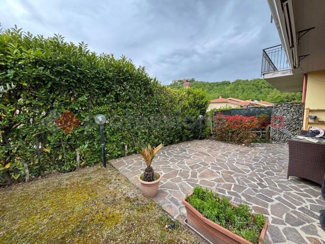 Villa Indipendente in vendita a Castelpetroso, Molise