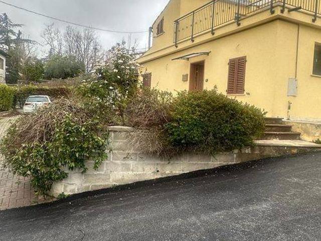 Villa Indipendente in vendita a Marche, Macerata