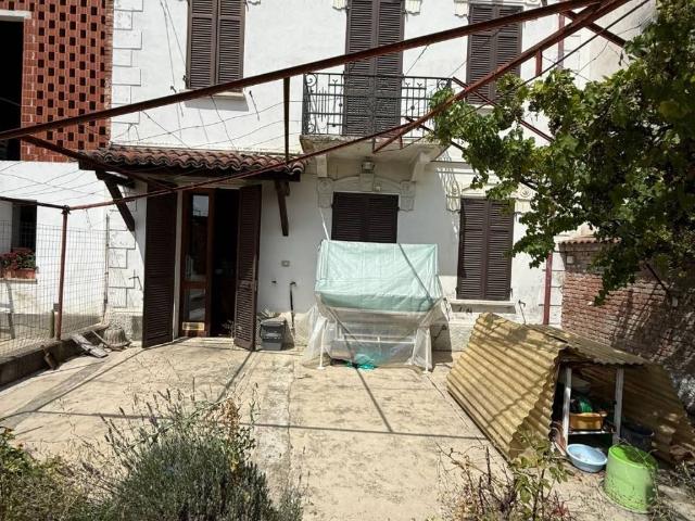 Villa Indipendente in vendita a Piemonte, Alessandria