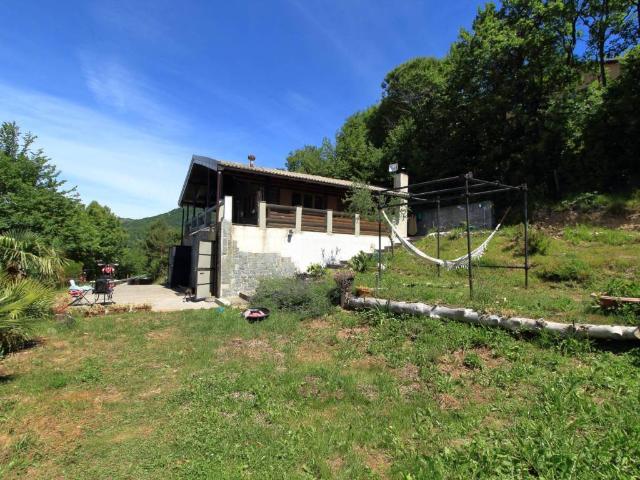 Villa Indipendente in vendita a Castelvecchio Di Rocca Barbena, Liguria