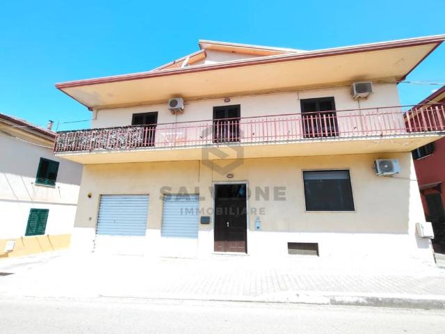 Villa Indipendente in vendita a Castelvenere, Campania