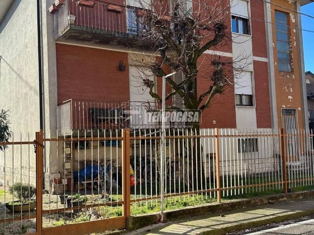 Villa Indipendente in vendita a Castelverde, Lombardia