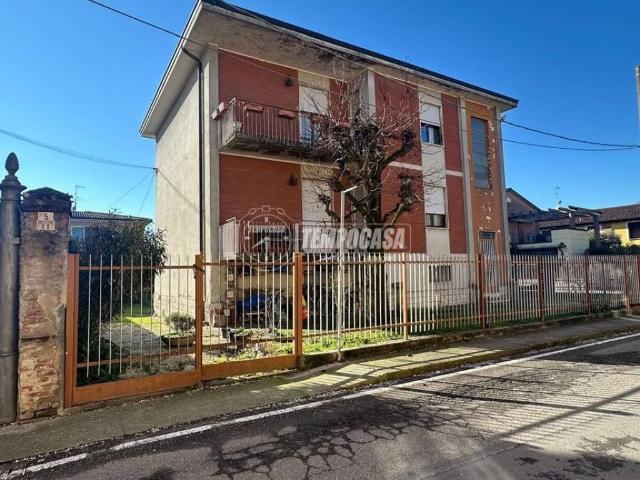 Villa Indipendente in vendita a Castelverde, Lombardia