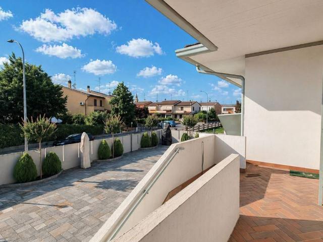 Villa Indipendente in vendita a Castelverde, Lombardia