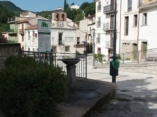 Villa Indipendente in vendita a Castelverrino, Molise
