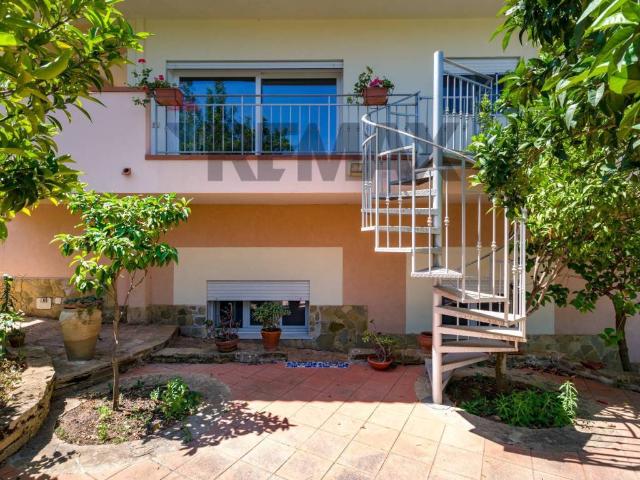 Villa Indipendente in vendita a Castelvetrano, Sicilia