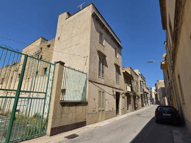 Villa Indipendente in vendita a Quartiere San Giacomo, Castelvetrano