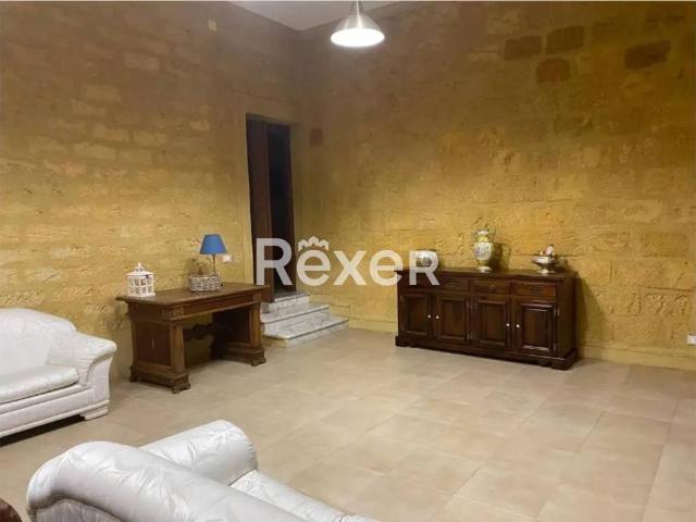 Villa Indipendente in vendita a Castelvetrano, Sicilia