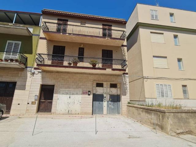 Villa Indipendente in vendita a Castelvetrano, Sicilia