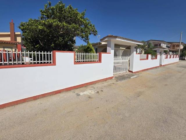 Villa Indipendente in vendita a Castelvetrano, Sicilia