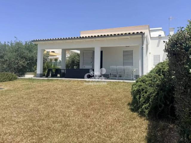 Villa Indipendente in vendita a Castelvetrano, Sicilia