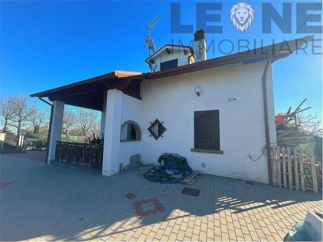 Villa Indipendente in vendita a Unione di comuni Terre di Castelli, Castelvetro Di Modena