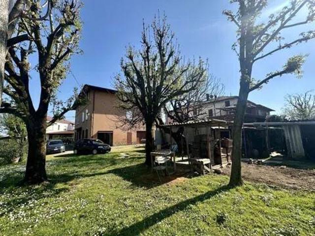Villa Indipendente in vendita a Castelvetro di Modena, Modena