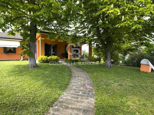 Villa Indipendente in vendita a Unione di comuni Terre di Castelli, Castelvetro Di Modena