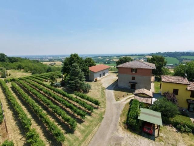 Villa Indipendente in vendita a Unione di comuni Terre di Castelli, Castelvetro Di Modena