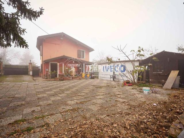 Villa Indipendente in vendita a Castelvetro Piacentino, Reggio Emilia