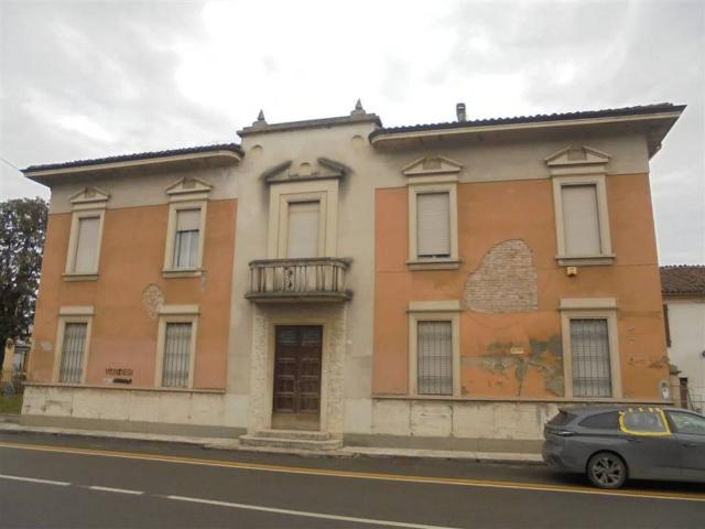Villa Indipendente in vendita a Castelvetro Piacentino, Reggio Emilia