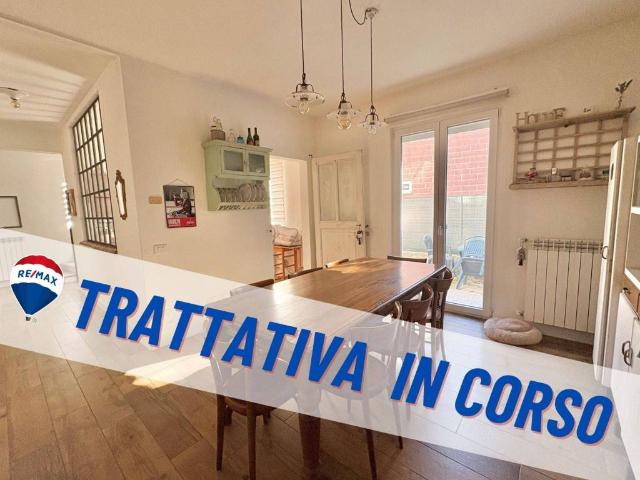 Villa Indipendente in vendita a Castelvetro Piacentino, Reggio Emilia