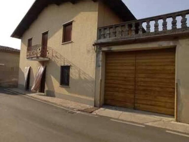 Villa Indipendente in vendita a Castelvisconti, Lombardia