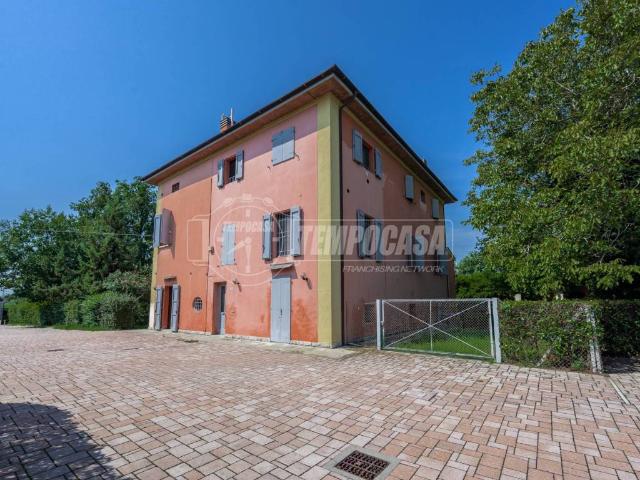 Villa Indipendente in vendita a Castenaso, Reggio Emilia