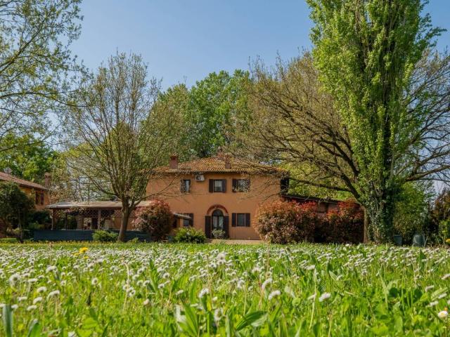 Villa Indipendente in vendita a Case Bianche, Castenaso