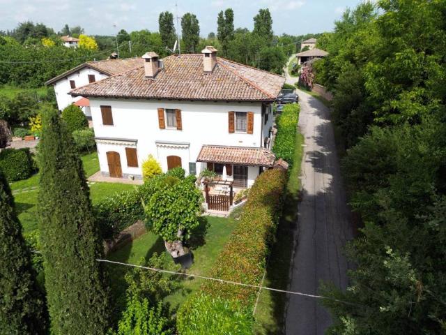 Villa Indipendente in vendita a Case Bianche, Castenaso