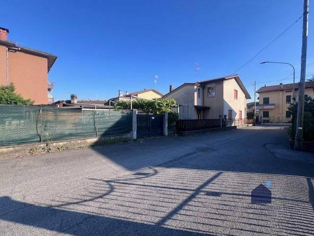 Villa Indipendente in vendita a Castenedolo, Lombardia