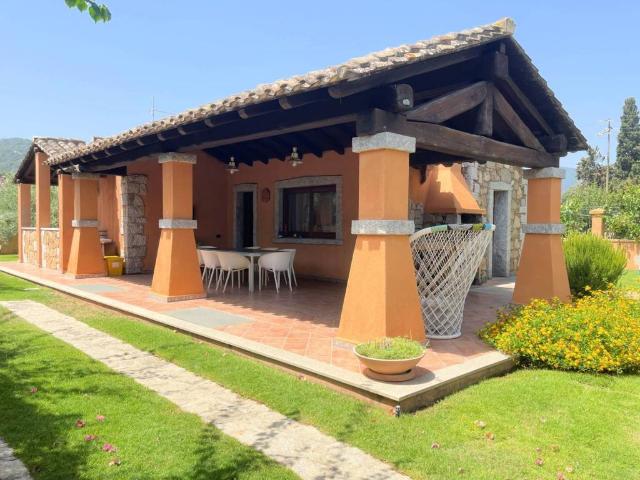 Villa Indipendente in vendita a Castiadas, Sardigna/Sardegna