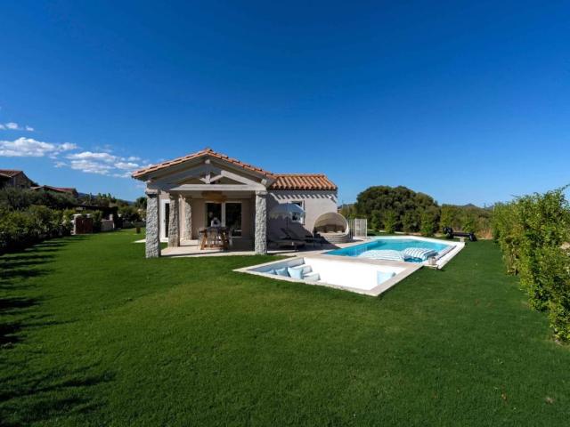 Villa Indipendente in vendita a Castiadas, Sardigna/Sardegna
