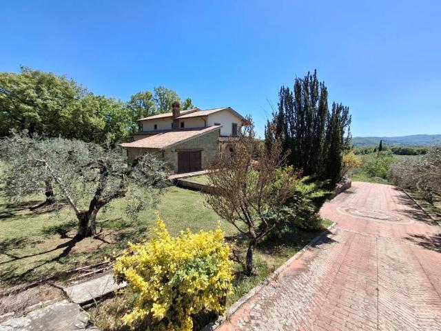 Villa Indipendente in vendita a Castiglion Fibocchi, Toscana