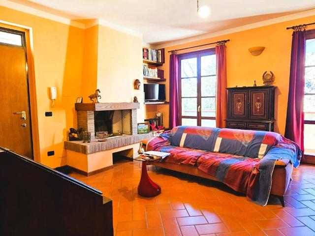 Villa Indipendente in vendita a Castiglion Fibocchi, Toscana