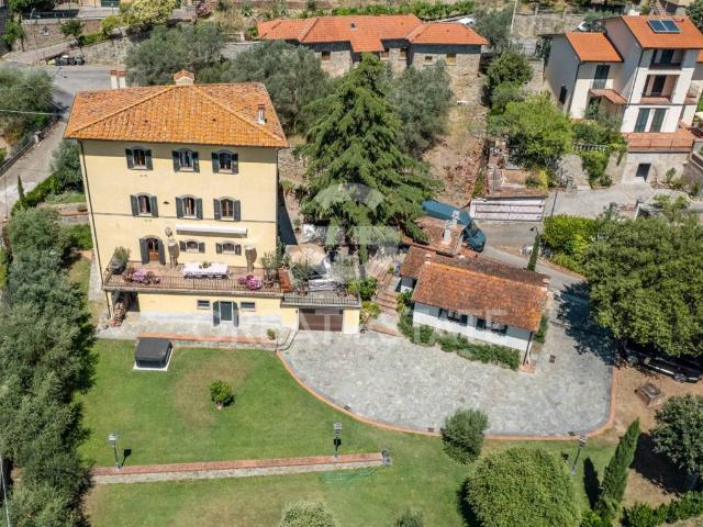 Villa Indipendente in vendita a Castiglion Fiorentino, Toscana