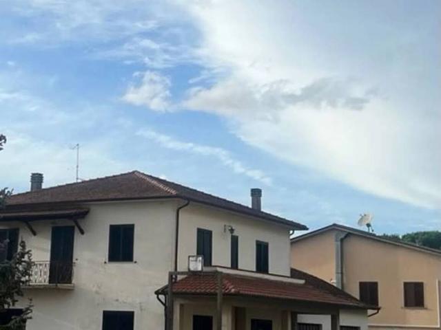 Villa Indipendente in vendita a Montecchio Vesponi, Castiglion Fiorentino