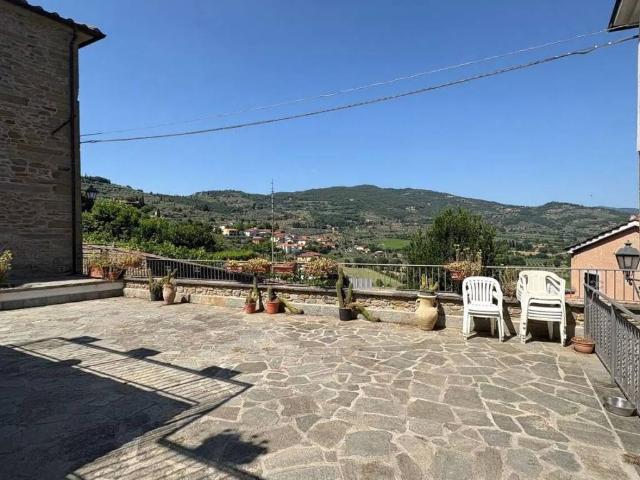 Villa Indipendente in vendita a Castiglion Fiorentino, Toscana