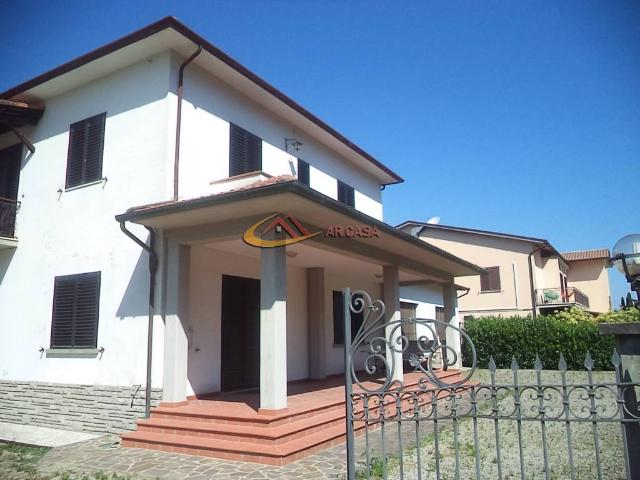 Villa Indipendente in vendita a Manciano, Castiglion Fiorentino