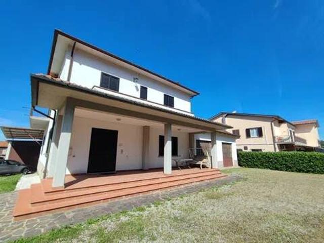 Villa Indipendente in vendita a Montecchio Vesponi, Castiglion Fiorentino