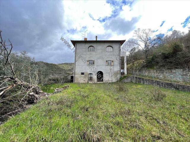 Villa Indipendente in vendita a Castiglion Fiorentino, Toscana