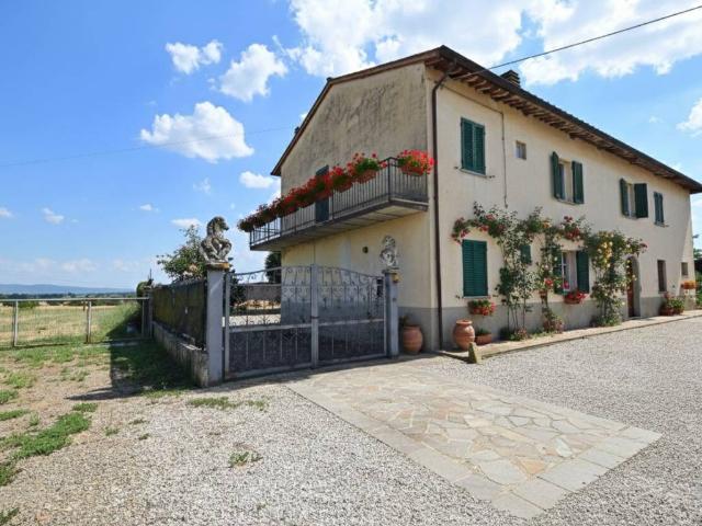 Villa Indipendente in vendita a Castiglion Fiorentino, Toscana