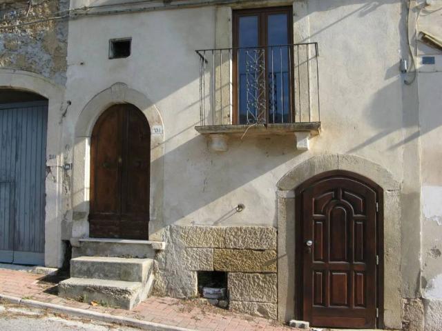 Villa Indipendente in vendita a Castiglione A Casauria, Abruzzo