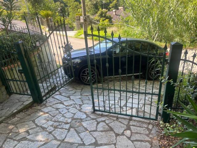 Villa Indipendente in vendita a Castiglione Chiavarese, Liguria