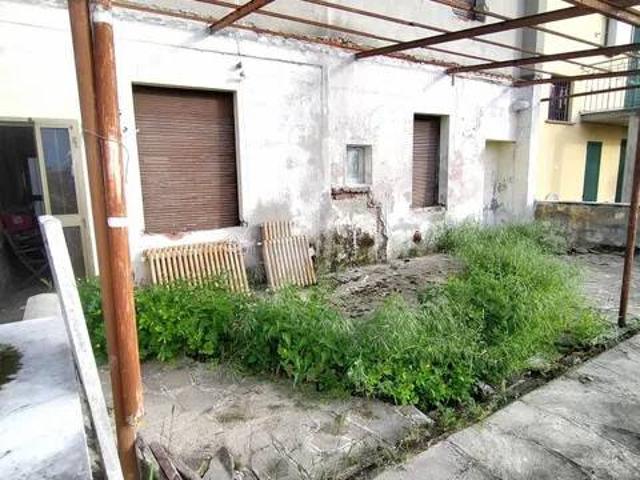 Villa Indipendente in vendita a Castiglione d'Adda, Lodi