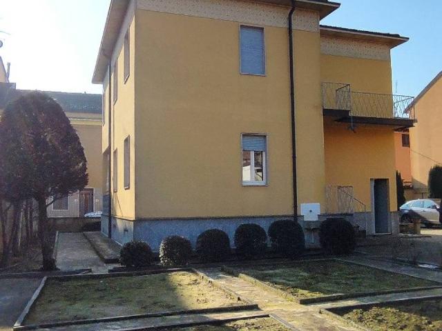 Villa Indipendente in vendita a Castiglione D'adda, Lombardia